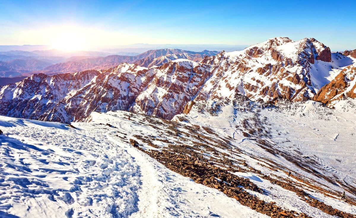 Subir o Jbel Toubkal a 4167 metros